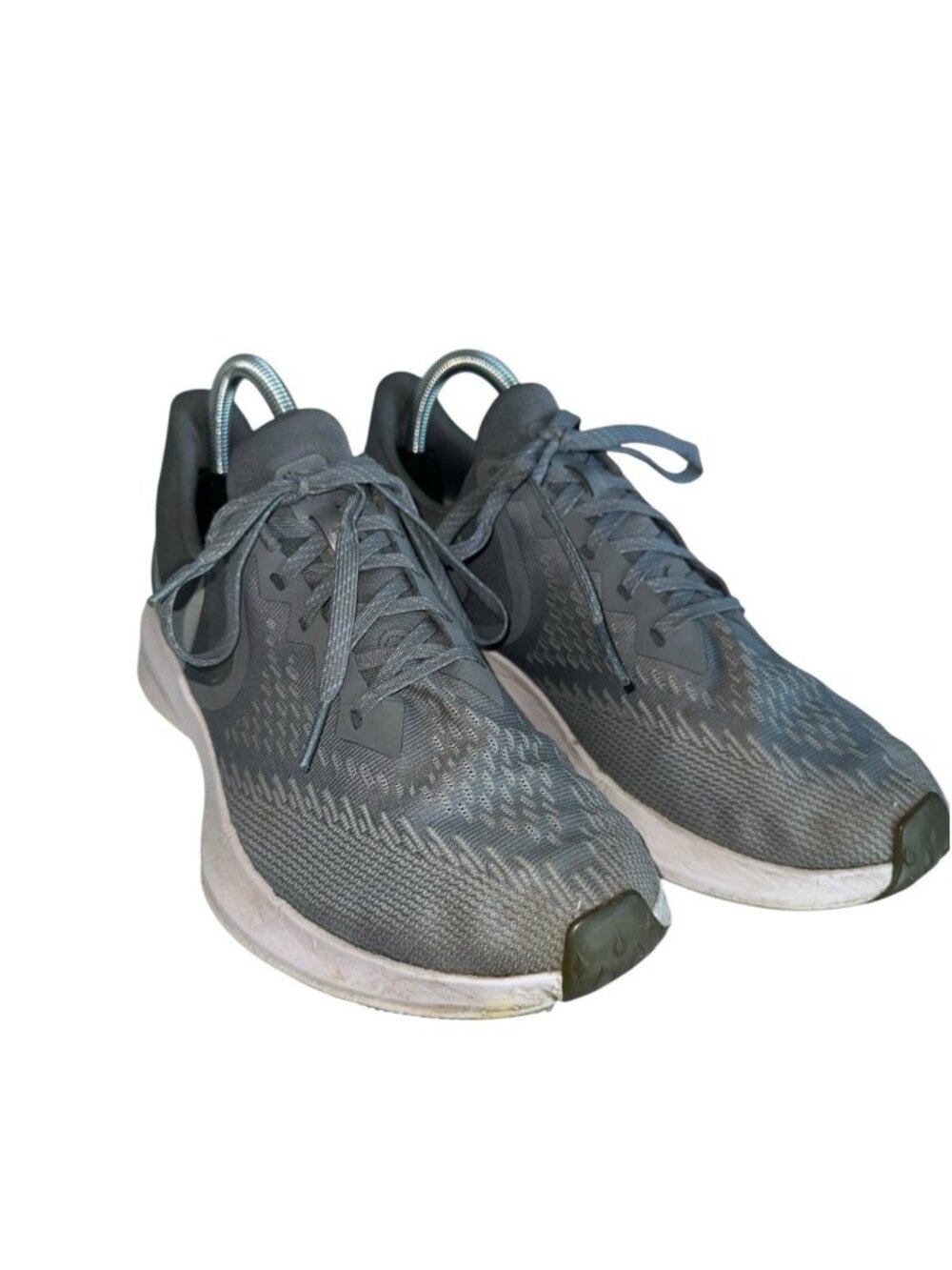 Nike Air Zoom Winflo 6 Mens Size 11 Gray White Athletic Running Shoes Sneakers